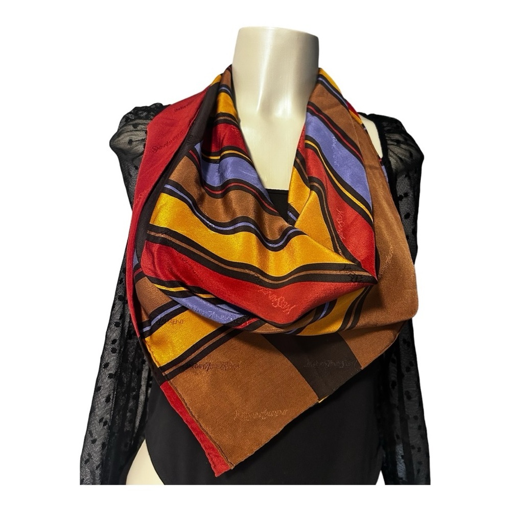 Ysl scarf - Picture 4 of 7